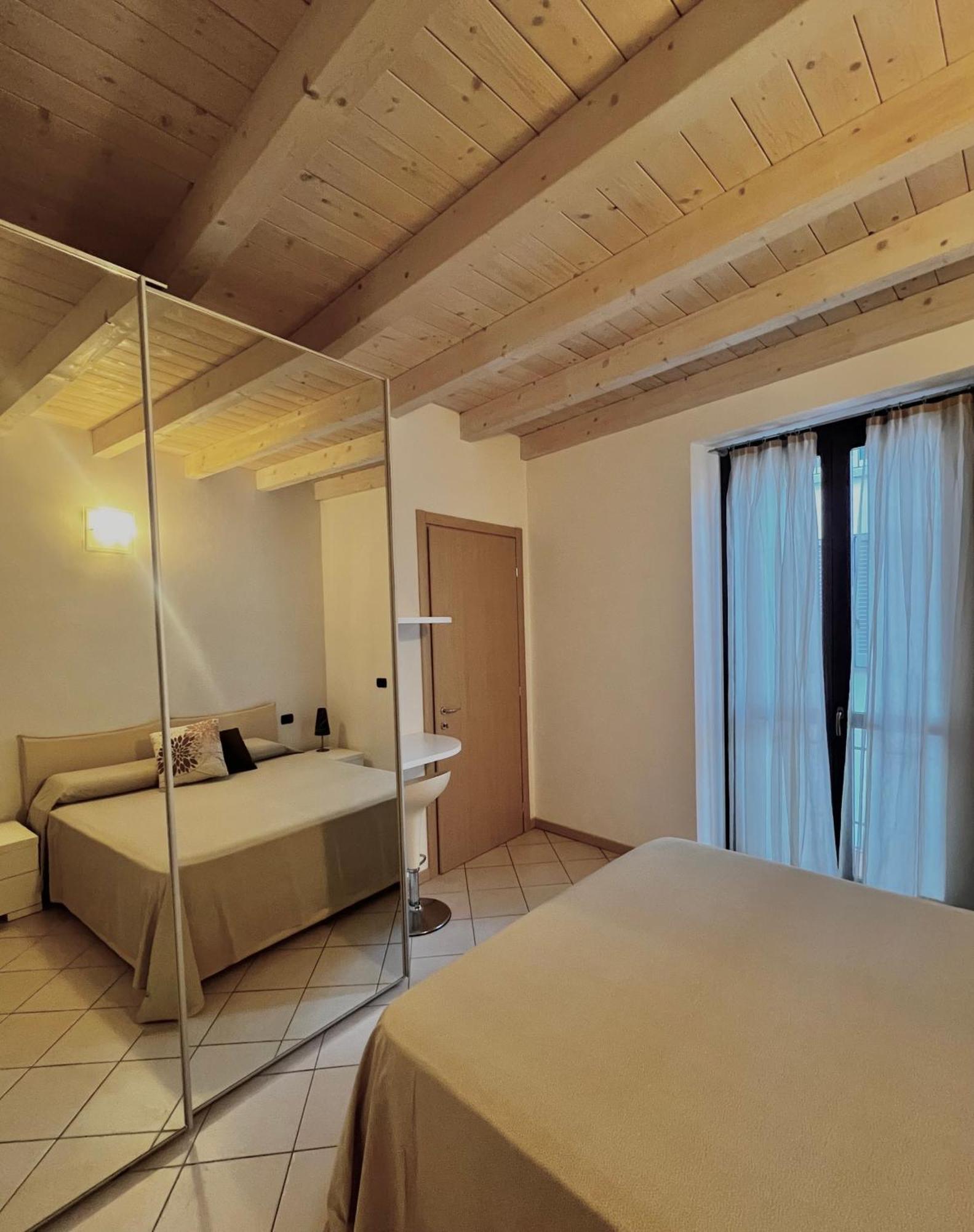 Rossi Lake Family Oliveto Lario Exterior photo